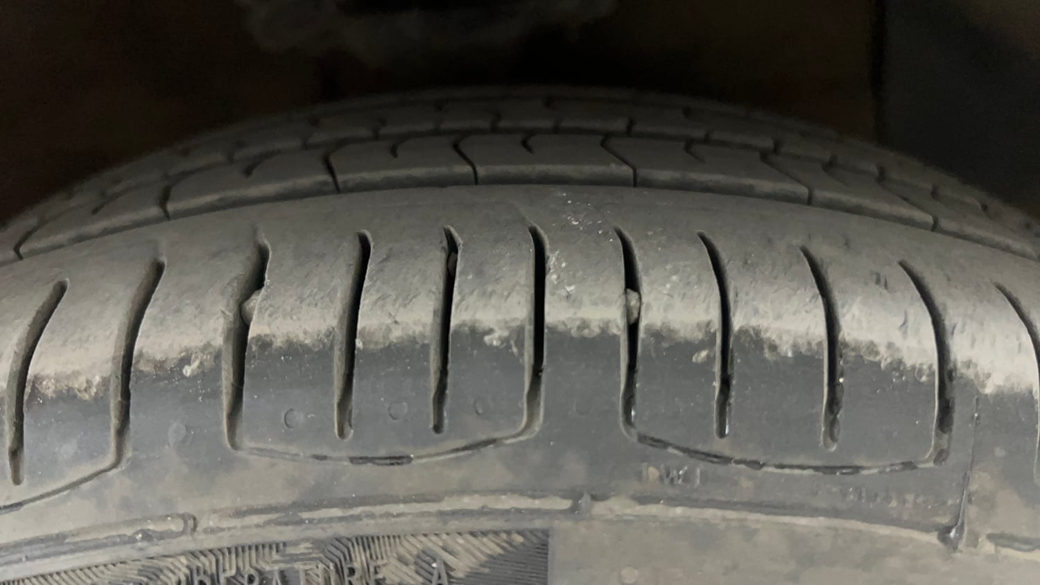 Used 2016 Hyundai Xcent SX 1.2 (O) Petrol Manual tyres RIGHT FRONT TYRE TREAD VIEW