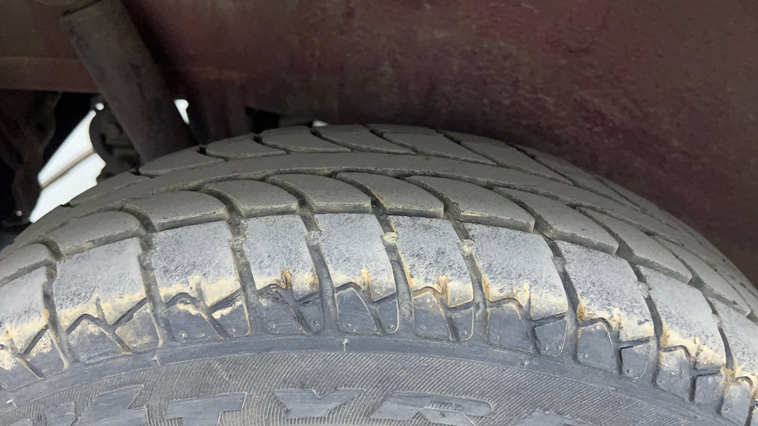 Used 2012 Maruti Suzuki Wagon R 1.0 LXi CNG Cng Manual tyres RIGHT REAR TYRE TREAD VIEW