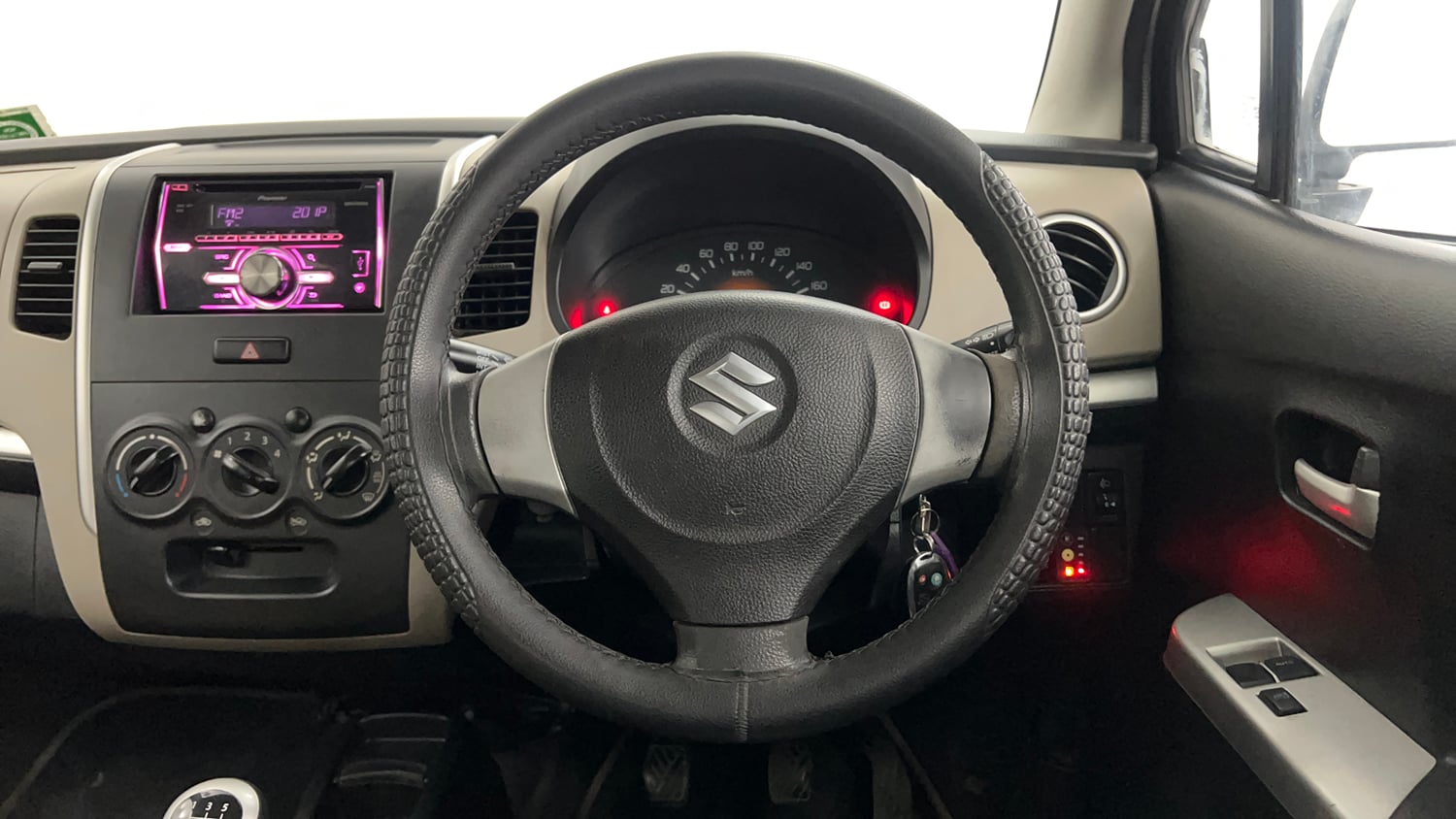 Used 2013 Maruti Suzuki Wagon R LXI CNG Cng Manual interior STEERING VIEW