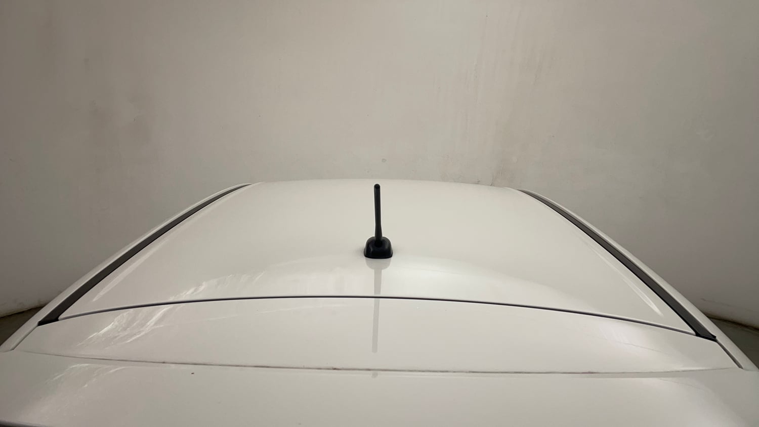 Used 2017 Maruti Suzuki Baleno Delta 1.2 Petrol Manual exterior EXTERIOR ROOF VIEW