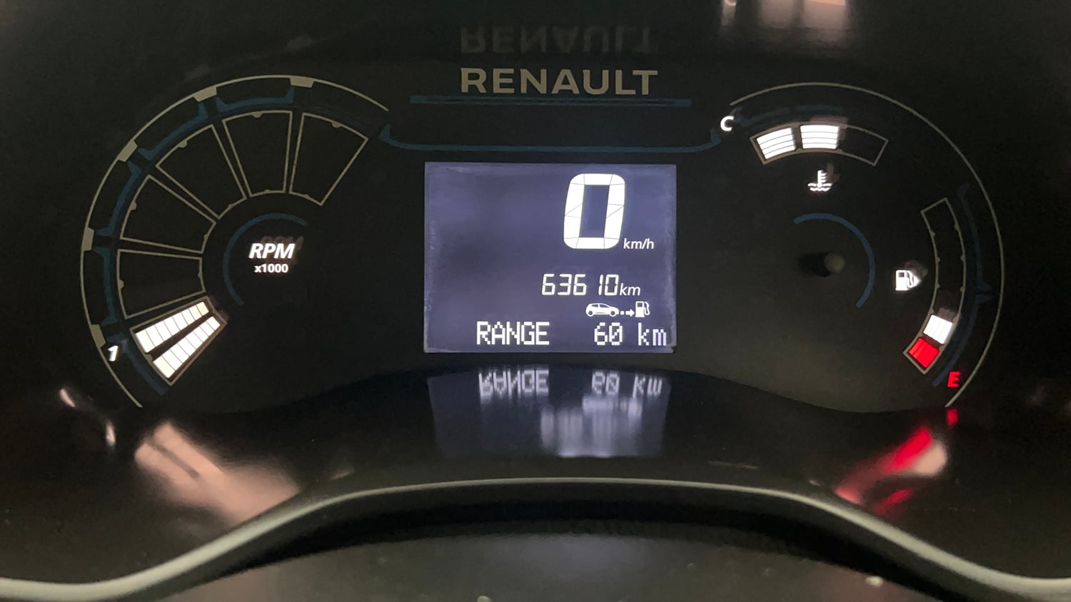 Used 2022 Renault Kiger RXT MT Petrol Manual interior CLUSTERMETER VIEW