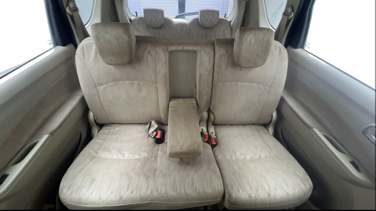 Used 2015 Maruti Suzuki Ertiga ZXi Petrol Manual interior REAR SEAT CONDITION VIEW