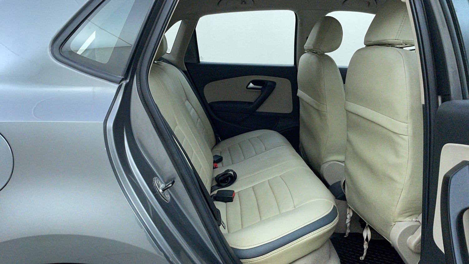 Used 2014 Volkswagen Polo Comfortline 1.2L (P) Petrol Manual interior RIGHT SIDE REAR DOOR CABIN VIEW