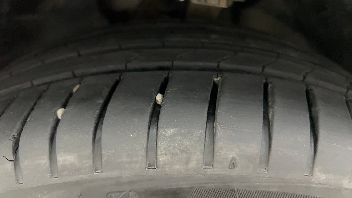 Used 2022 Mercedes-Benz E-Class E 220d Exclusive Diesel Automatic tyres LEFT FRONT TYRE TREAD VIEW