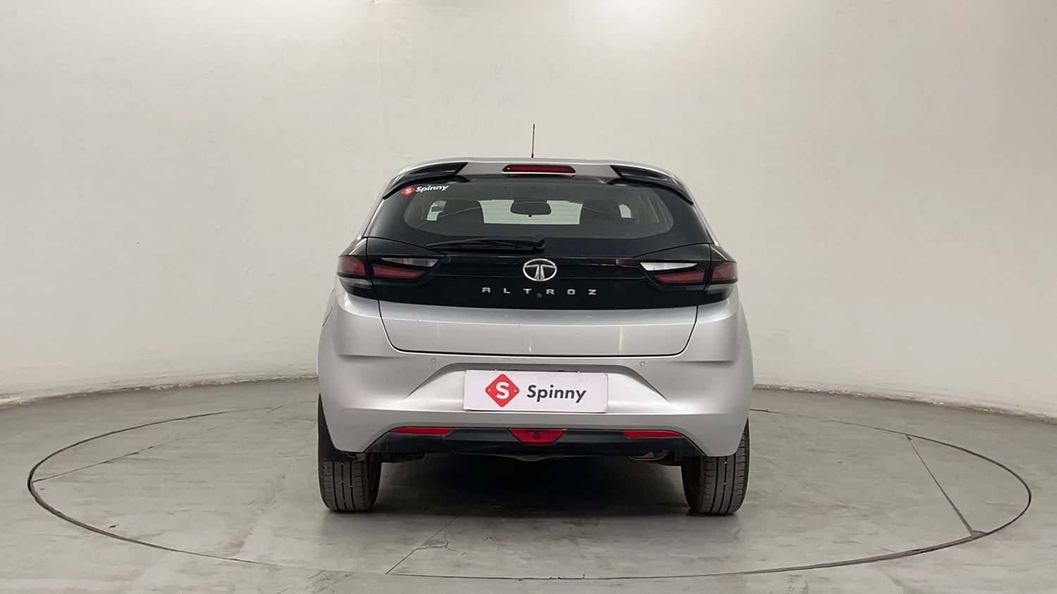 Used 2020 Tata Altroz XZ Petrol Petrol Manual exterior BACK VIEW