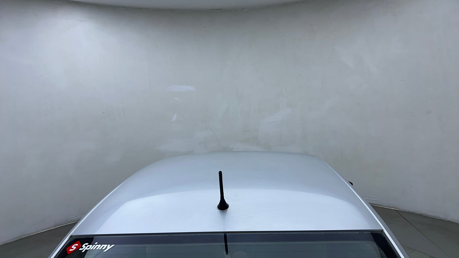 Used 2014 Volkswagen Vento Highline Petrol Petrol Manual exterior EXTERIOR ROOF VIEW