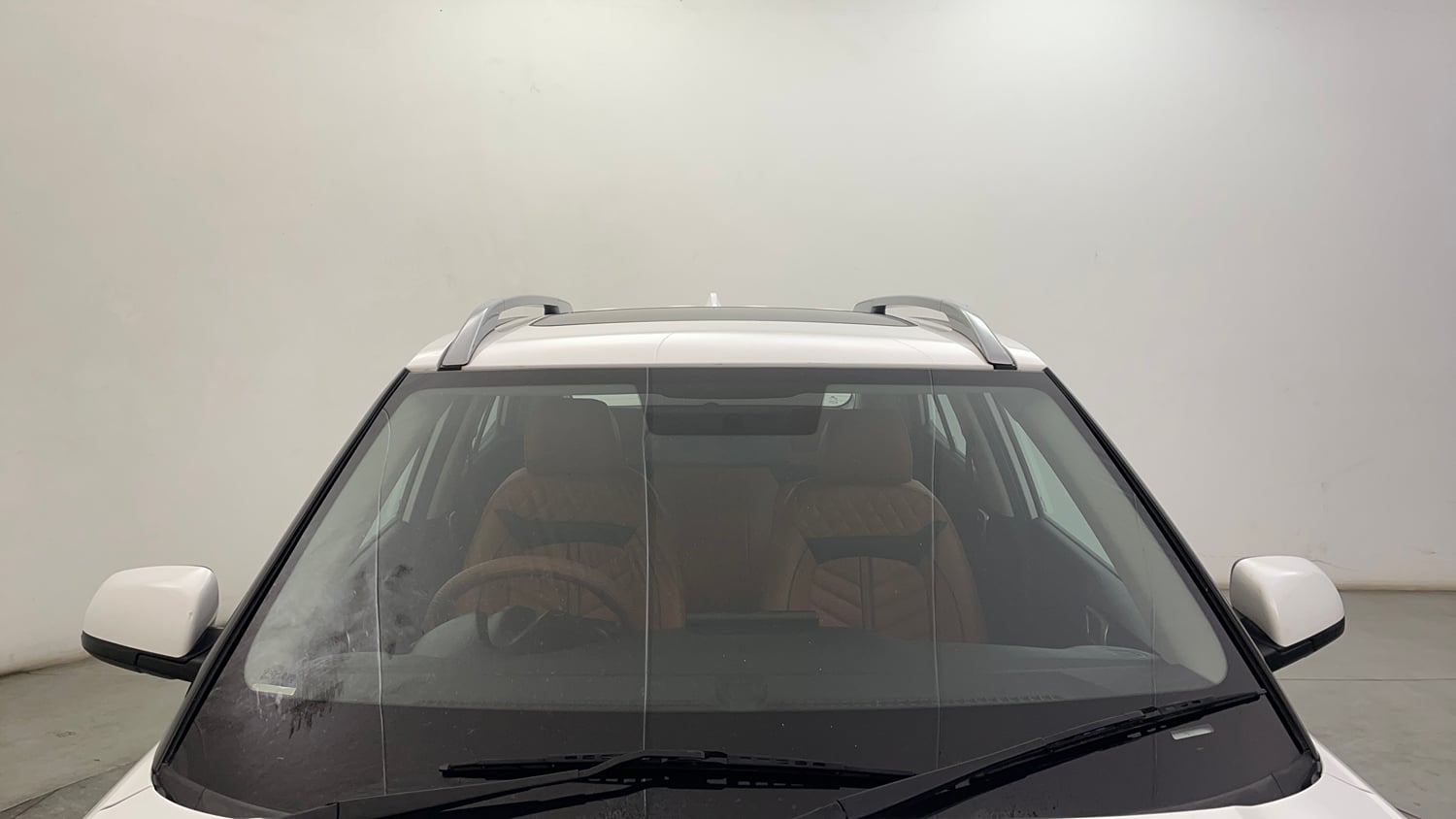 Used 2022 Hyundai Venue SX 1.5 CRDi Diesel Manual exterior FRONT WINDSHIELD VIEW