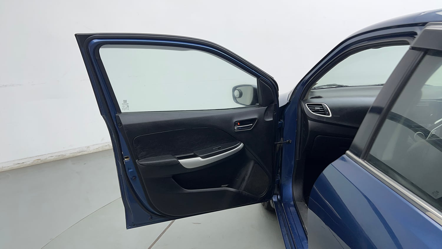 Used 2018 Maruti Suzuki Baleno Delta 1.3 Diesel Manual interior LEFT FRONT DOOR OPEN VIEW