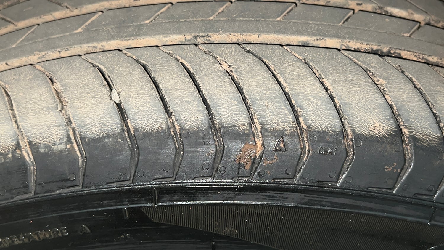 Used 2021 MG Motors Hector Sharp 1.5 Petrol Turbo DCT Petrol Automatic tyres RIGHT FRONT TYRE TREAD VIEW