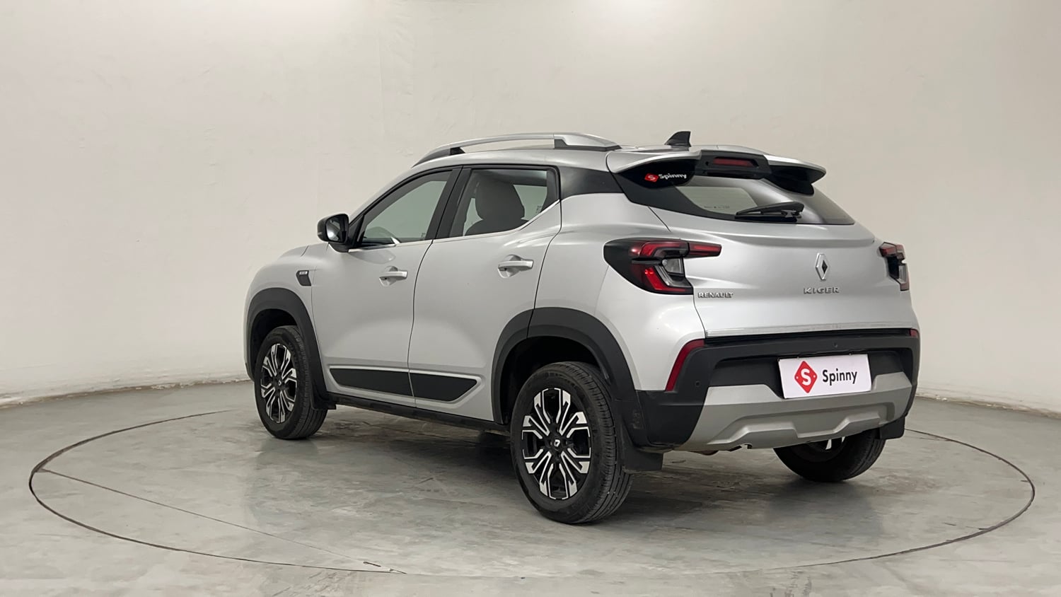 Used 2021 Renault Kiger RXZ MT Petrol Manual exterior LEFT REAR CORNER VIEW