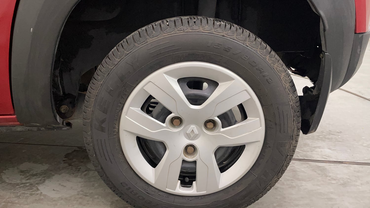 Used 2015 Renault Kwid RXT Petrol Manual tyres LEFT REAR TYRE RIM VIEW