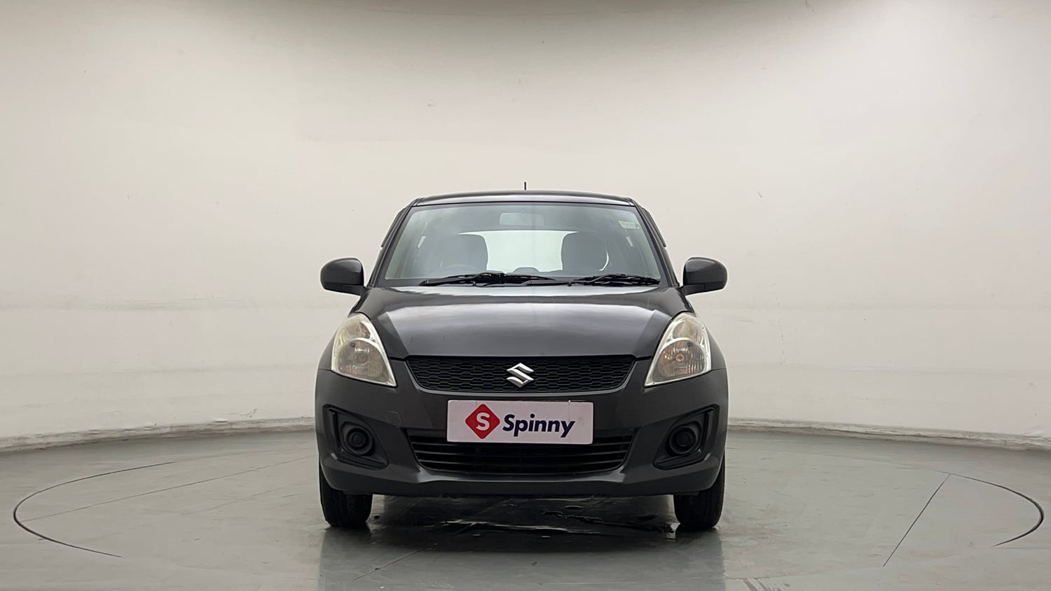 Used 2017 Maruti Suzuki Swift Lxi (O) Petrol Manual exterior FRONT VIEW
