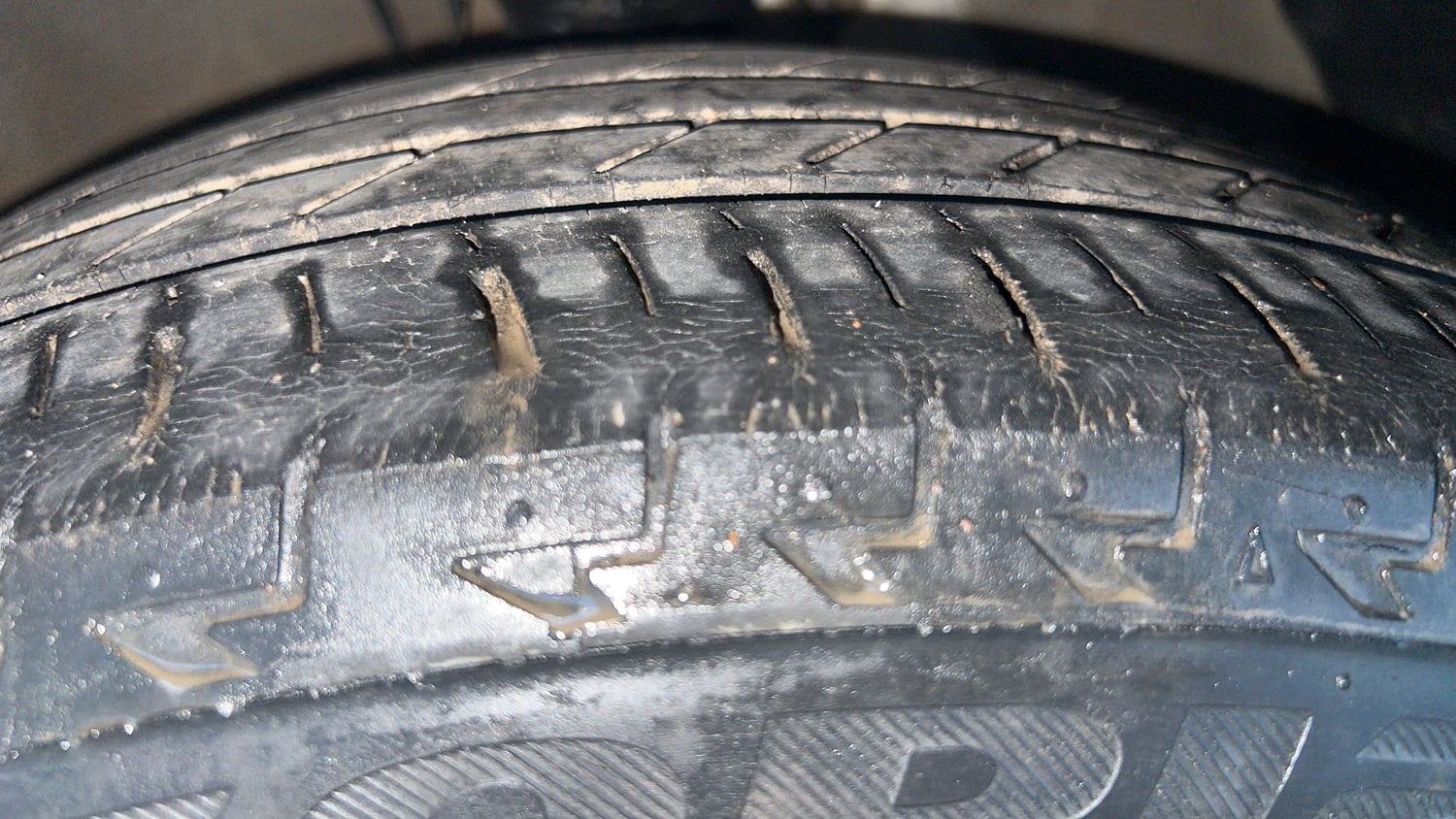 Used 2016 Hyundai Verna 1.6 VTVT SX Petrol Manual tyres RIGHT FRONT TYRE TREAD VIEW