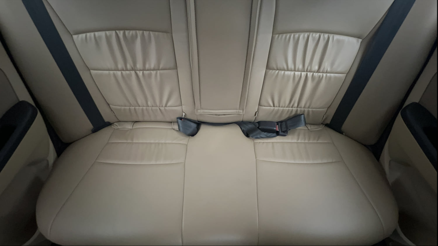 Used 2018 Honda Amaze 1.2 VX MT Petrol Petrol Manual interior REAR SEAT CONDITION VIEW