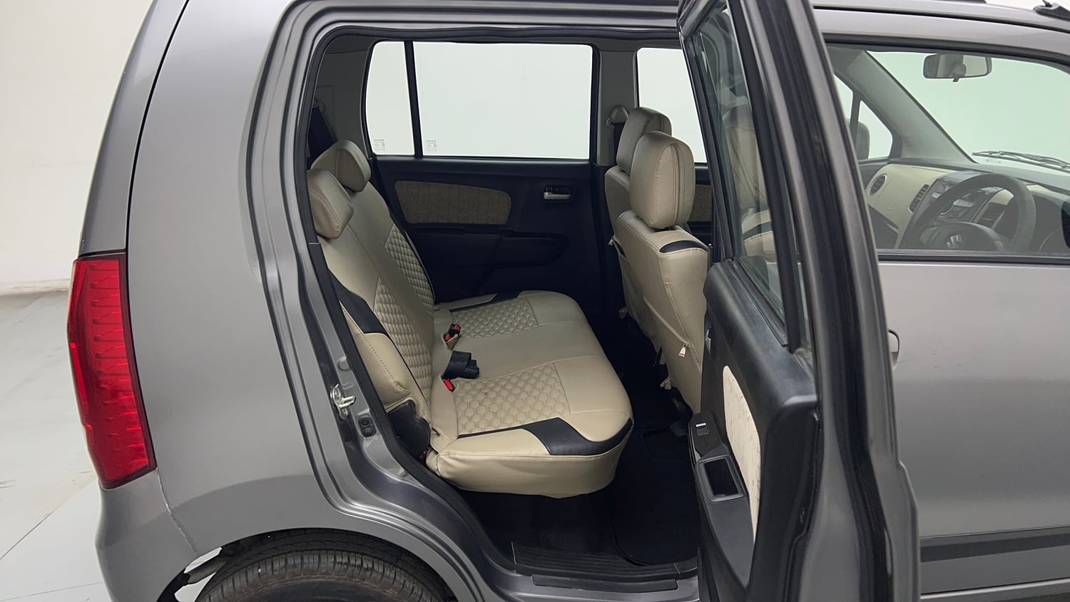 Used 2018 Maruti Suzuki Wagon R VXI Petrol Manual interior RIGHT SIDE REAR DOOR CABIN VIEW