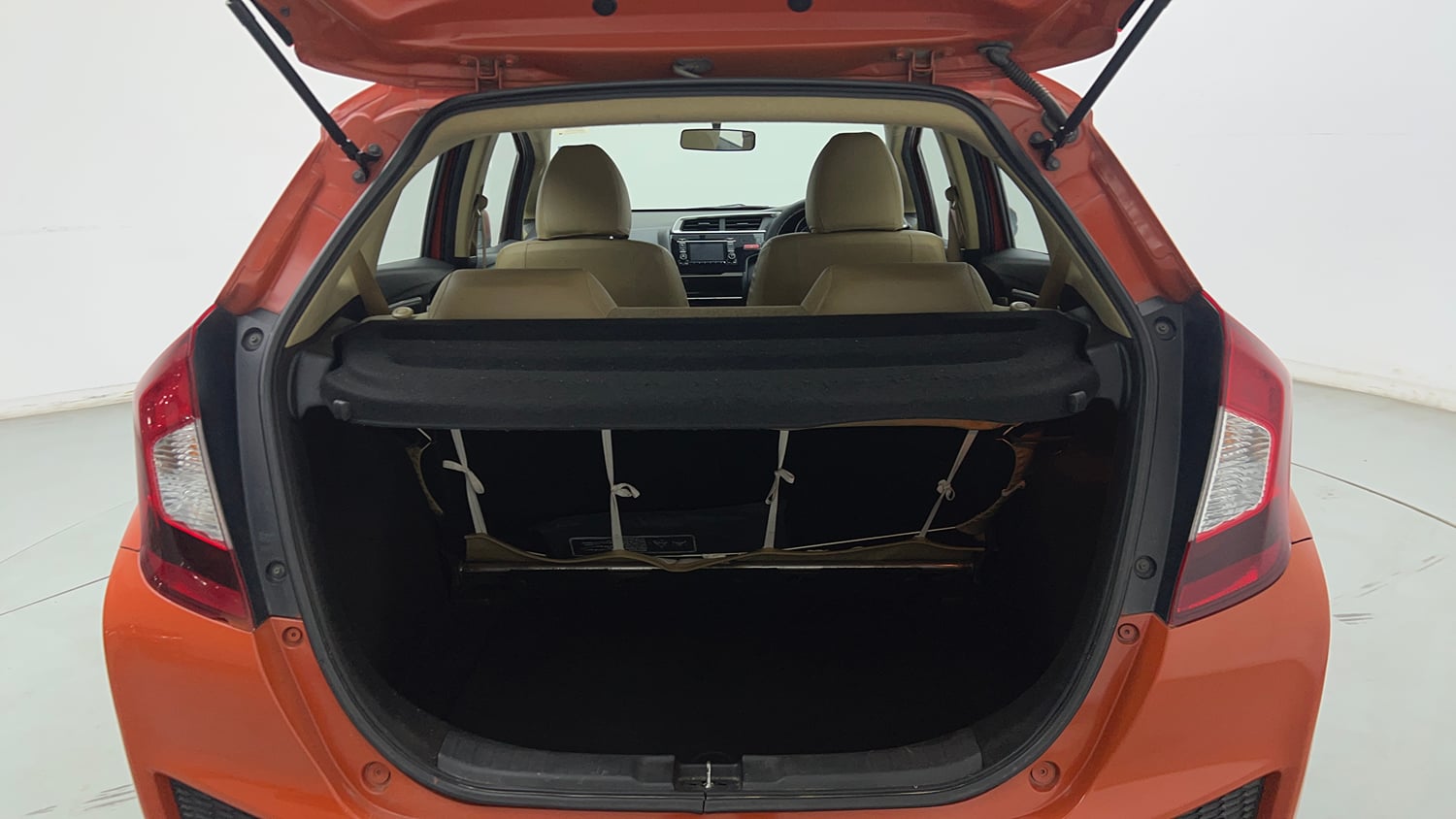 Used 2017 Honda Jazz V AT Petrol Petrol Automatic interior DICKY INSIDE VIEW