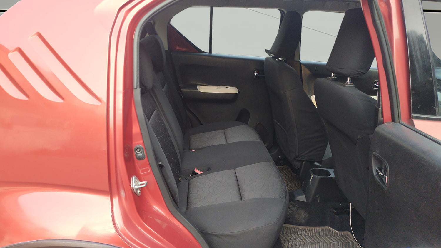 Used 2017 Maruti Suzuki Ignis Zeta 1.2 AMT Petrol Automatic interior RIGHT SIDE REAR DOOR CABIN VIEW