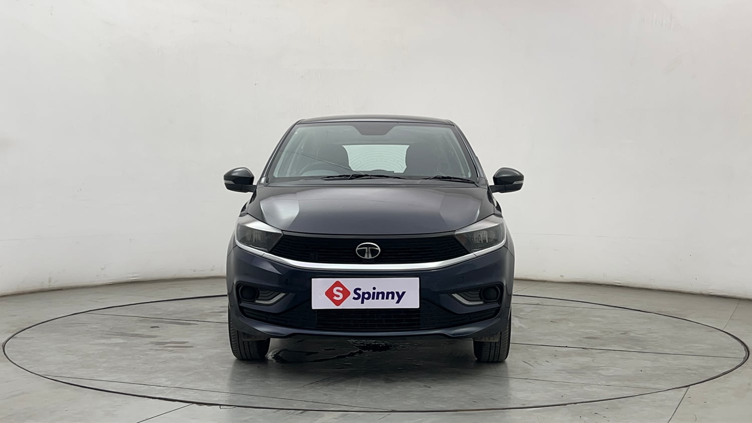 Used 2025 Tata Tiago XZA Petrol Automatic exterior FRONT VIEW