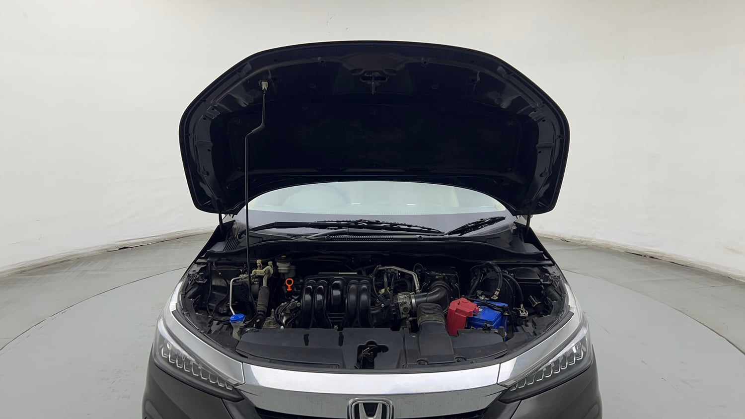 Used 2022 Honda City ZX CVT Petrol Petrol Automatic engine ENGINE & BONNET OPEN FRONT VIEW