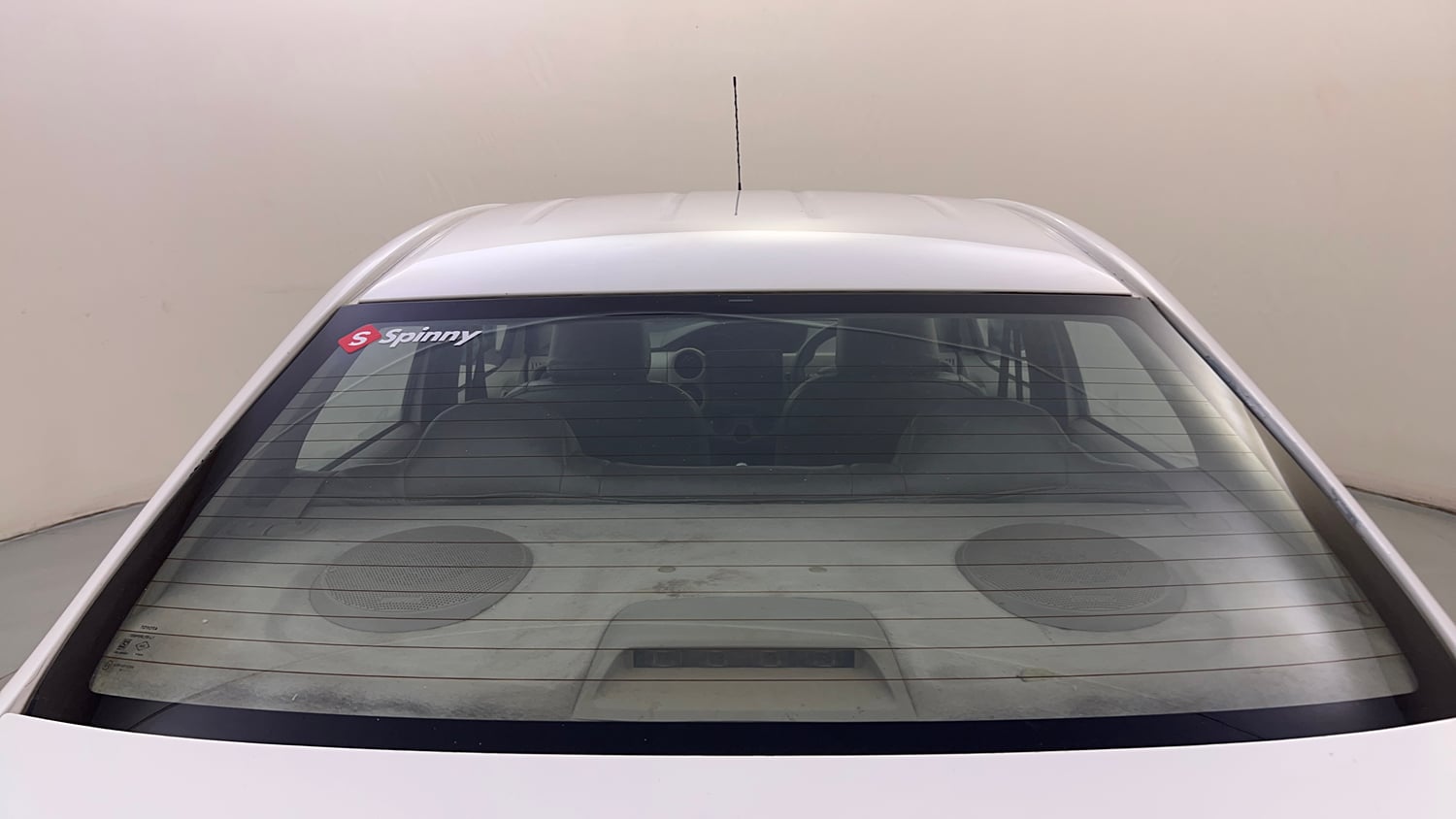 Used 2014 Toyota Etios G Petrol Manual exterior BACK WINDSHIELD VIEW
