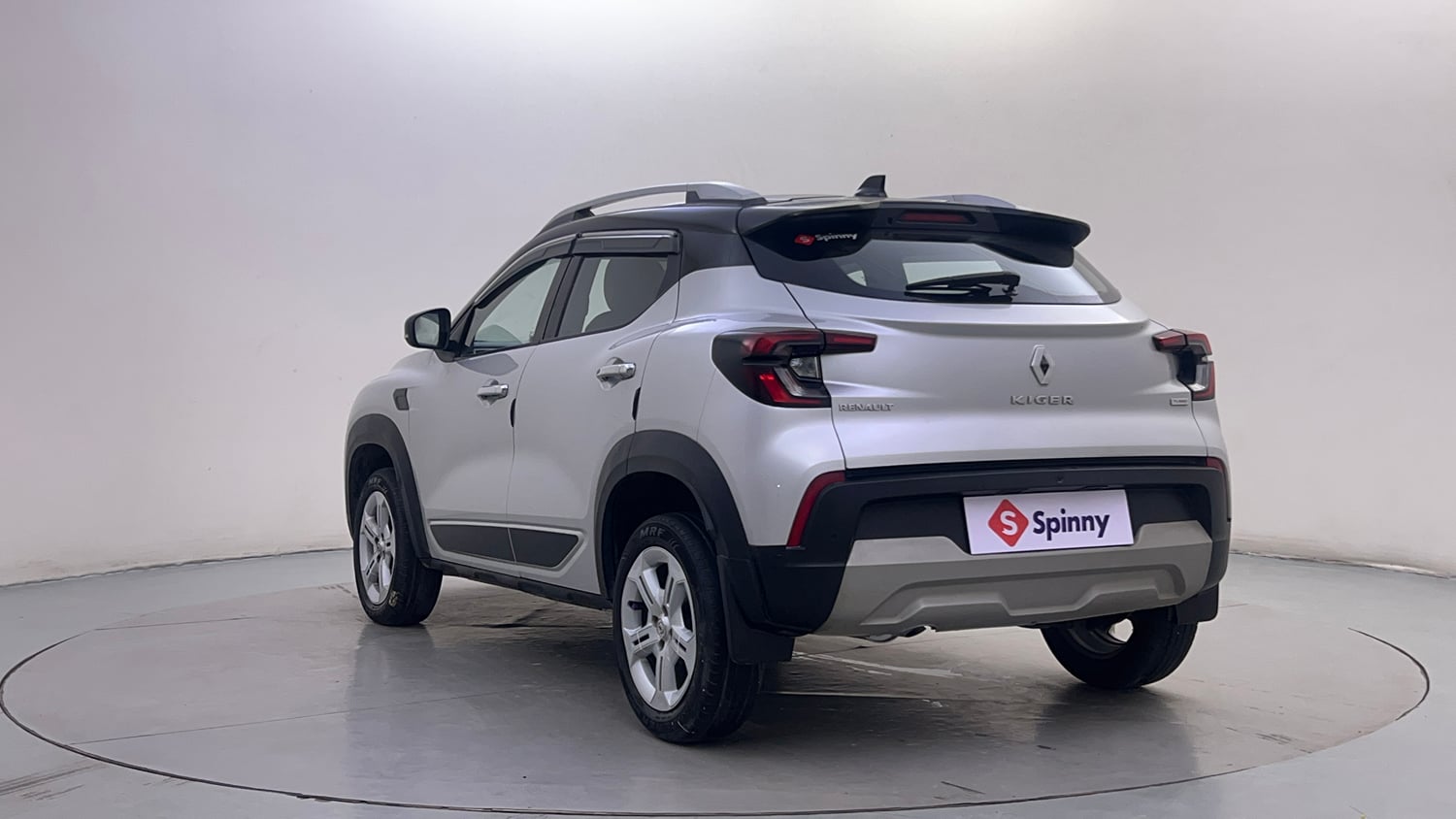 Used 2021 Renault Kiger RXT 1.0 Turbo MT Dual Tone Petrol Manual exterior LEFT REAR CORNER VIEW