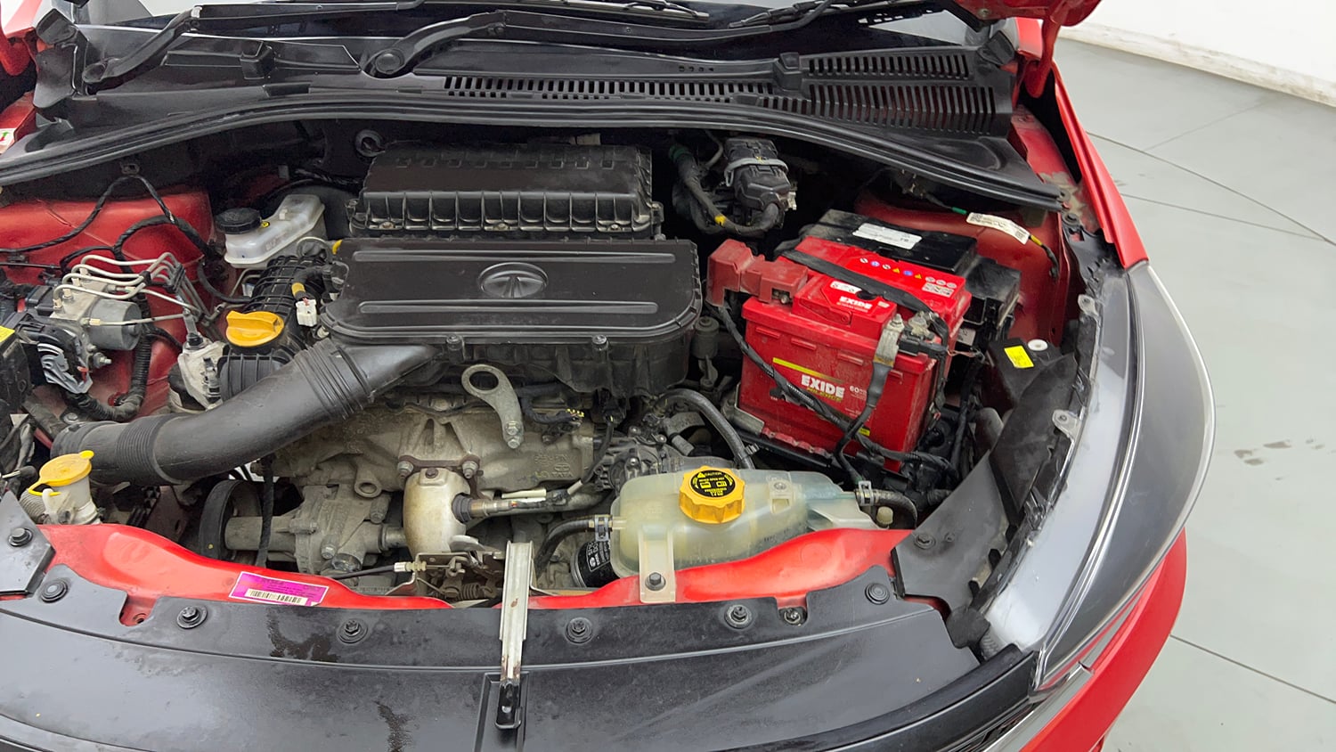 Used 2022 Tata Tiago XT Petrol Manual engine ENGINE LEFT SIDE VIEW