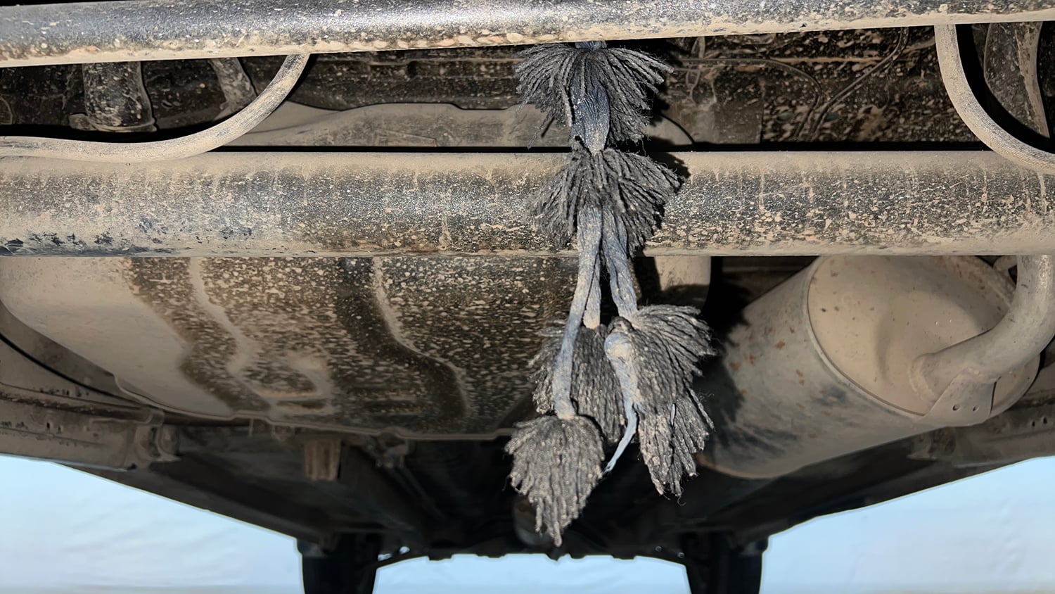 Used 2018 Maruti Suzuki Wagon R VXI Petrol Manual extra REAR UNDERBODY VIEW (TAKEN FROM REAR)
