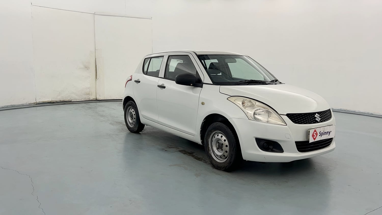 Used 2012 Maruti Suzuki Swift LXI CNG (Outside Fitted) Cng Manual exterior RIGHT FRONT CORNER VIEW