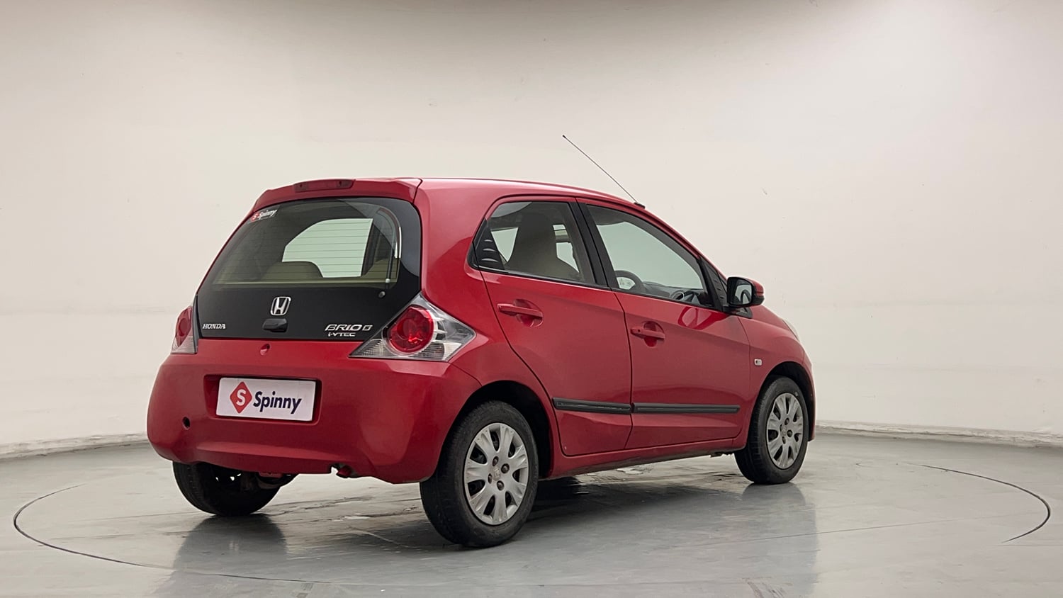 Used 2016 Honda Brio S MT Petrol Manual exterior RIGHT REAR CORNER VIEW