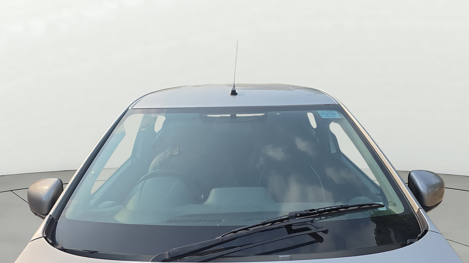 Used 2021 Renault Kwid RXT 1.0 Opt Petrol Manual exterior FRONT WINDSHIELD VIEW