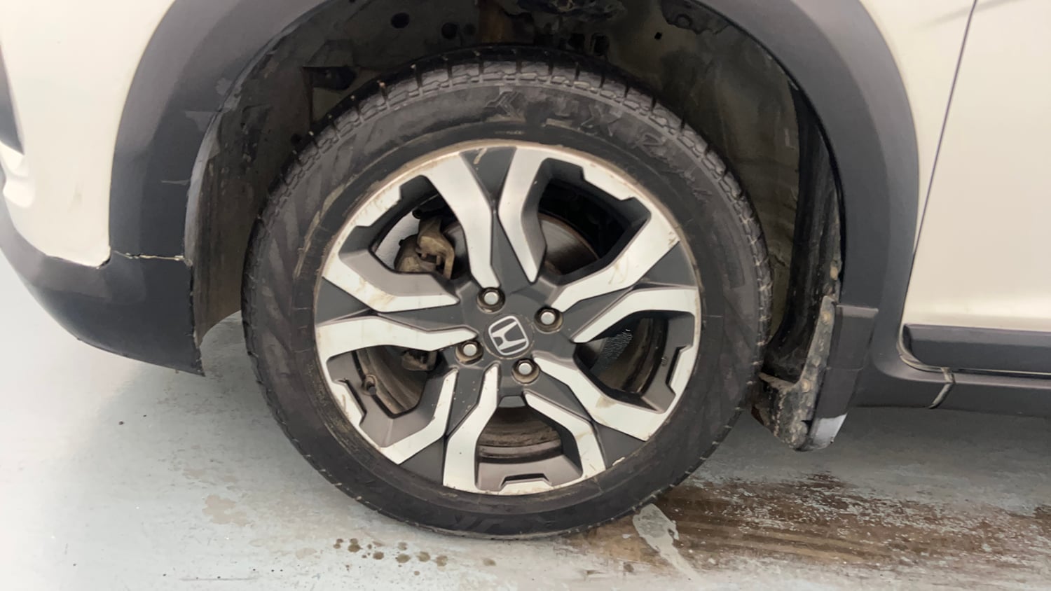 Used 2018 Honda WR-V VX MT Petrol Petrol Manual tyres LEFT FRONT TYRE RIM VIEW