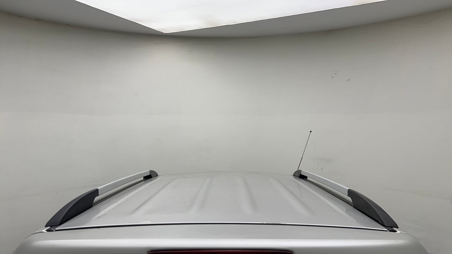 Used 2013 Maruti Suzuki Wagon R LXI Petrol Manual exterior EXTERIOR ROOF VIEW
