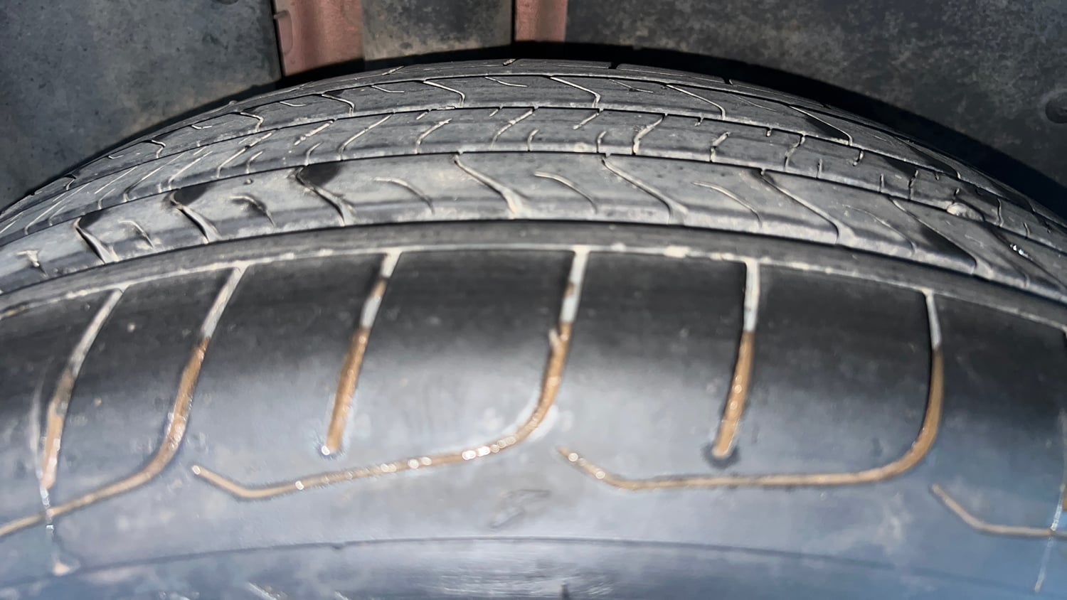 Used 2020 MG Motors Hector Sharp 1.5 DCT Petrol Petrol Automatic tyres RIGHT REAR TYRE TREAD VIEW