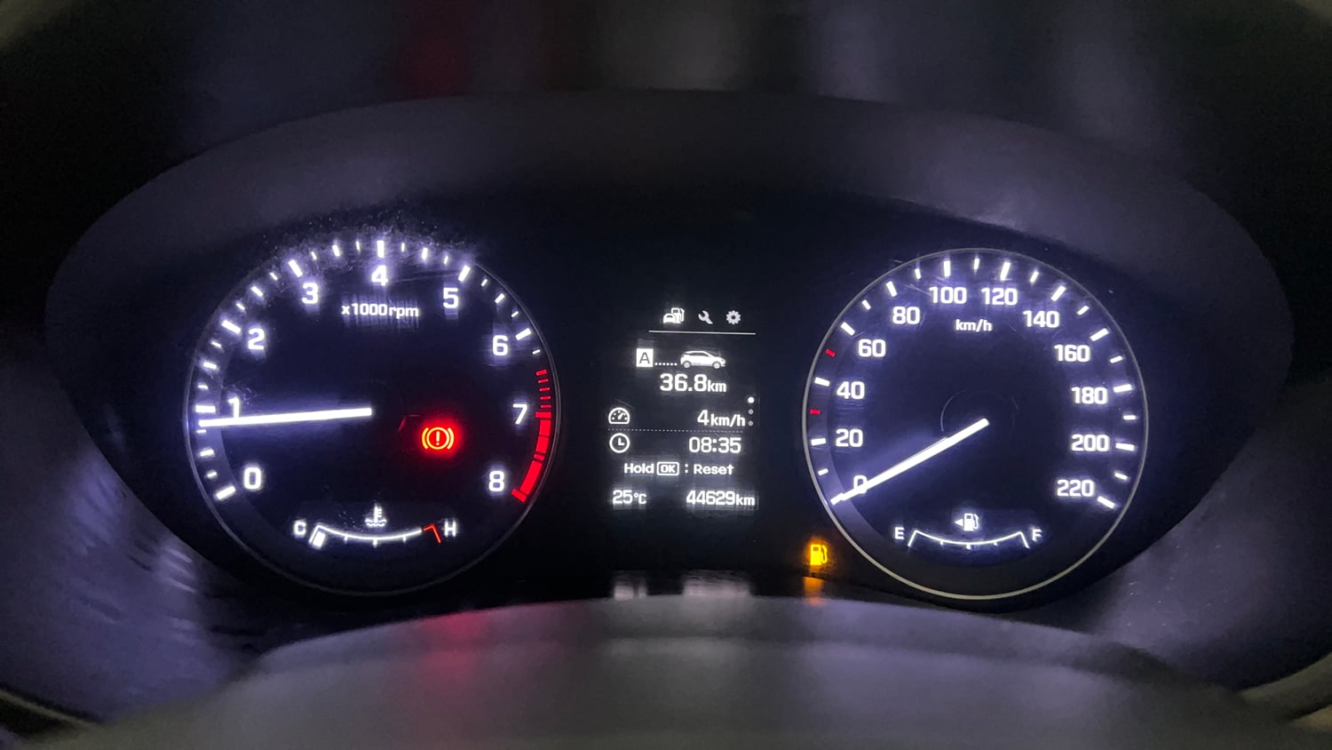 Used 2016 Hyundai Elite i20 Asta 1.2 Petrol Manual interior CLUSTERMETER VIEW