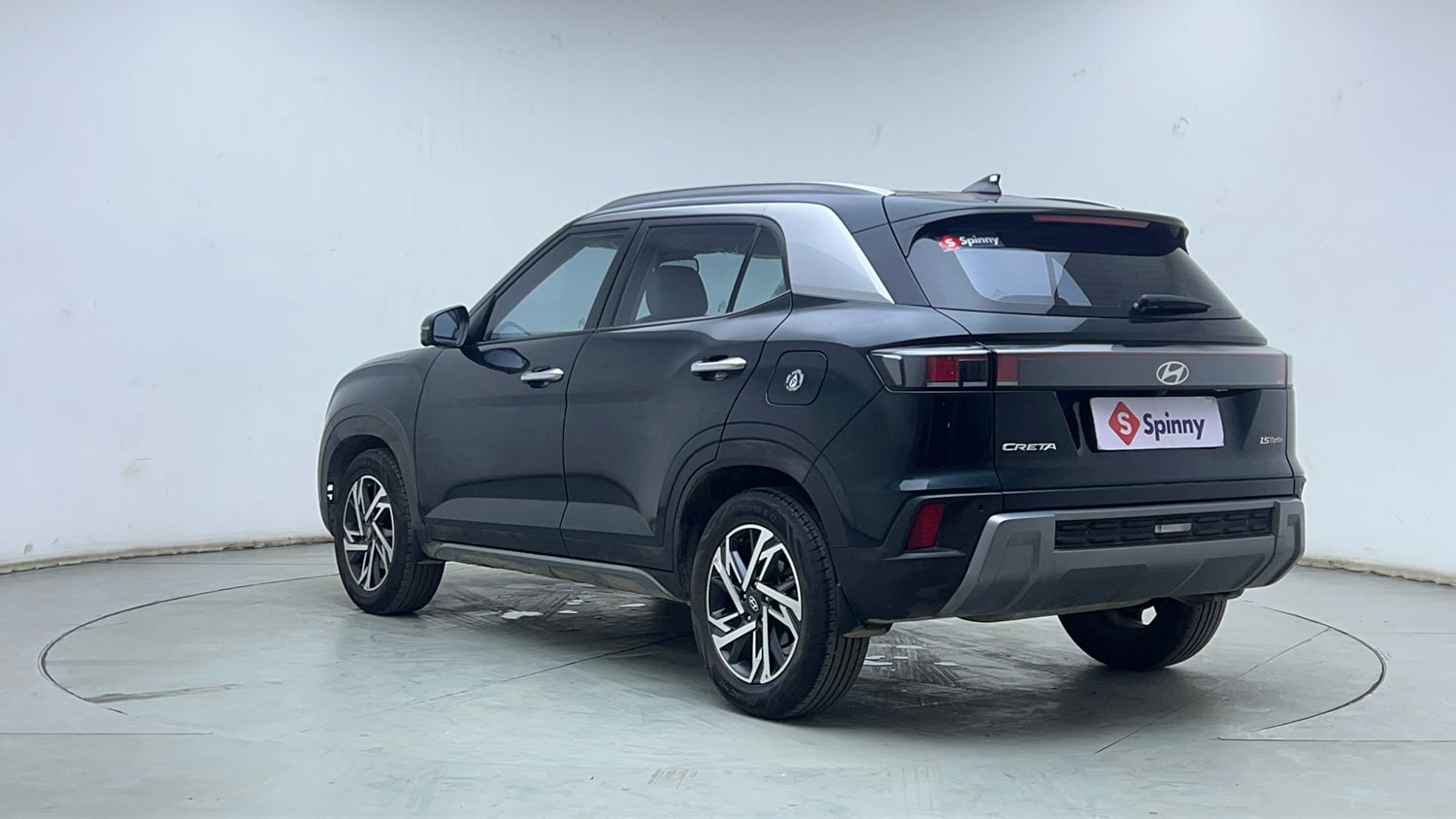 Used 2024 Hyundai Creta 1.5 Turbo Petrol DCT SX(O) Petrol Automatic exterior LEFT REAR CORNER VIEW