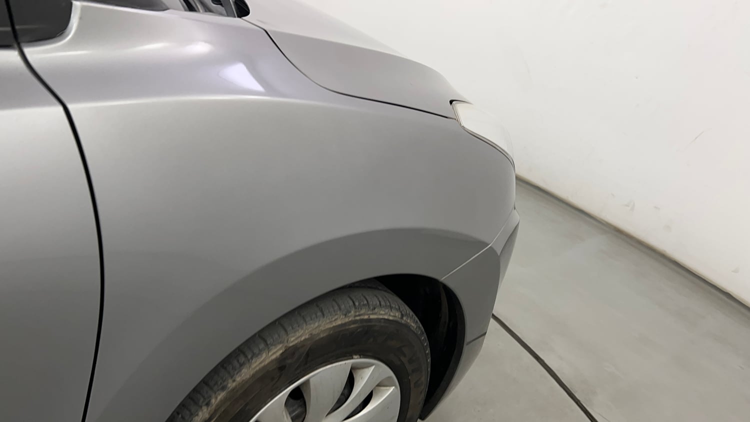 Used 2017 Maruti Suzuki Baleno Delta 1.2 AT Petrol Automatic dents MINOR SCRATCH