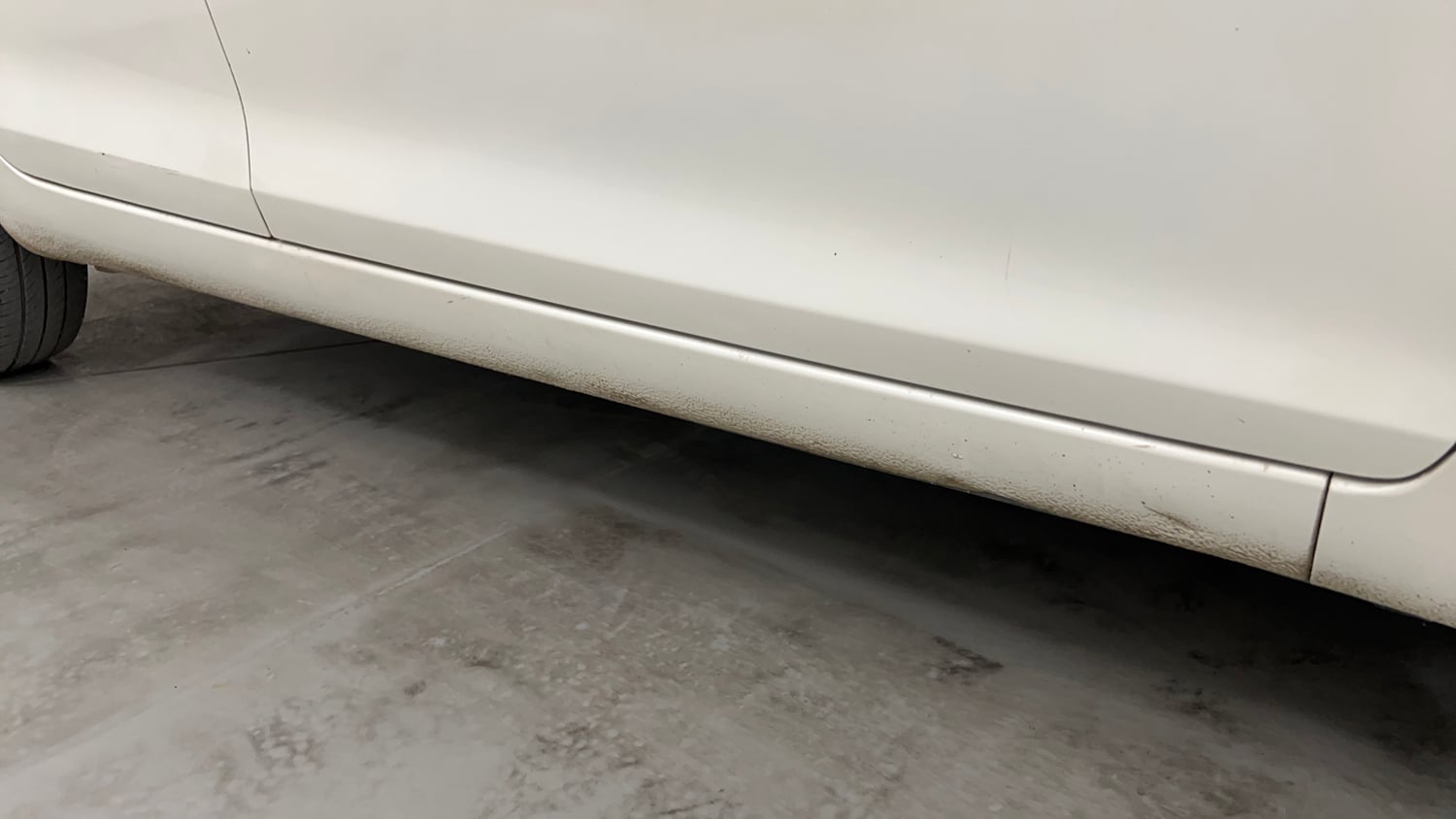 Used 2012 Maruti Suzuki Swift Dzire VXI Petrol Manual dents MINOR SCRATCH