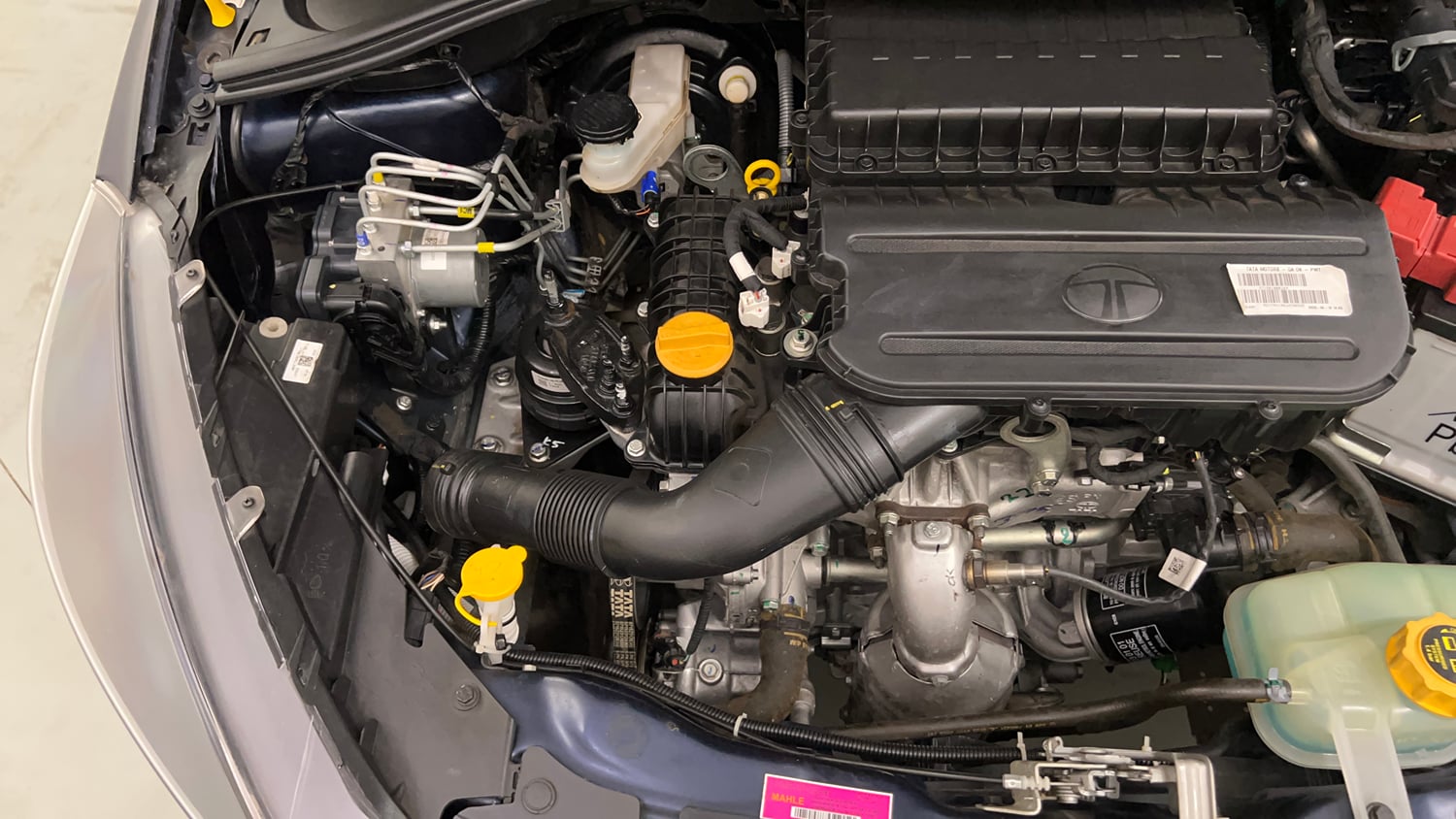 Used 2025 Tata Tiago XTA Petrol Automatic engine ENGINE RIGHT SIDE VIEW