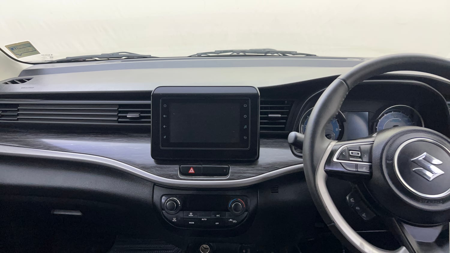 Used 2021 Maruti Suzuki XL6 Alpha MT Petrol Petrol Manual interior MUSIC SYSTEM & AC CONTROL VIEW