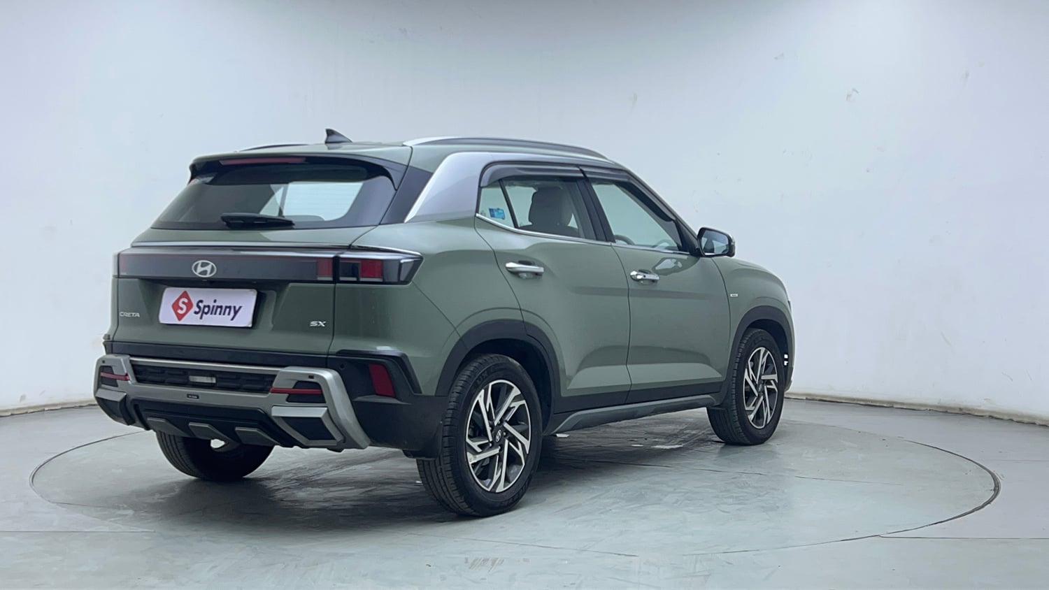 Used 2025 Hyundai Creta 1.5 MPi Petrol IVT SX(O) Petrol Automatic exterior RIGHT REAR CORNER VIEW
