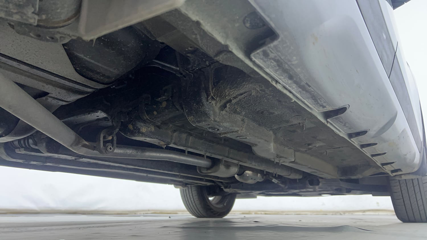 Used 2025 Hyundai Creta 1.5 MPi Petrol IVT SX(O) Petrol Automatic extra REAR RIGHT UNDERBODY VIEW
