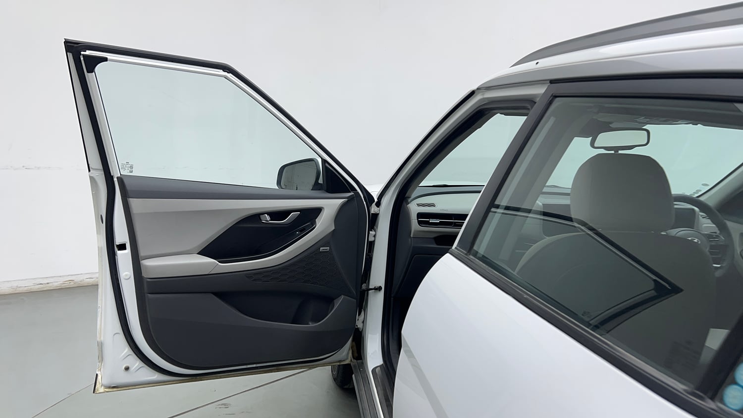 Used 2024 Hyundai Creta 1.5 MPi Petrol MT SX Tech Petrol Manual interior LEFT FRONT DOOR OPEN VIEW