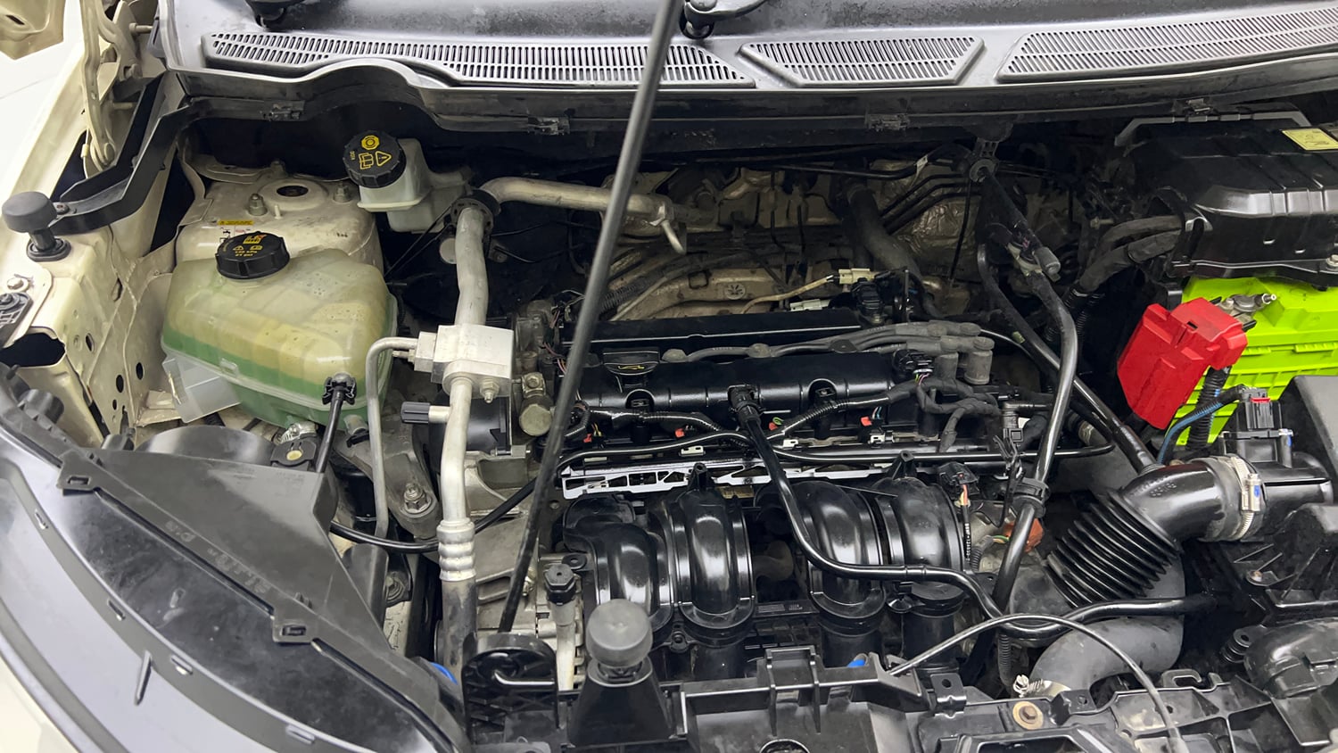 Used 2016 Ford EcoSport Trend 1.5L Ti-VCT Petrol Manual engine ENGINE RIGHT SIDE VIEW