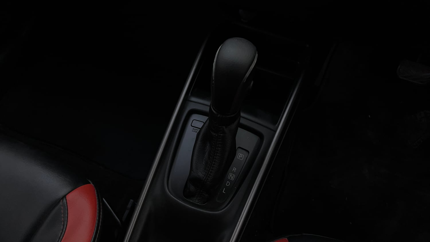 Used 2020 Toyota Glanza G CVT Petrol Automatic interior GEAR  KNOB VIEW