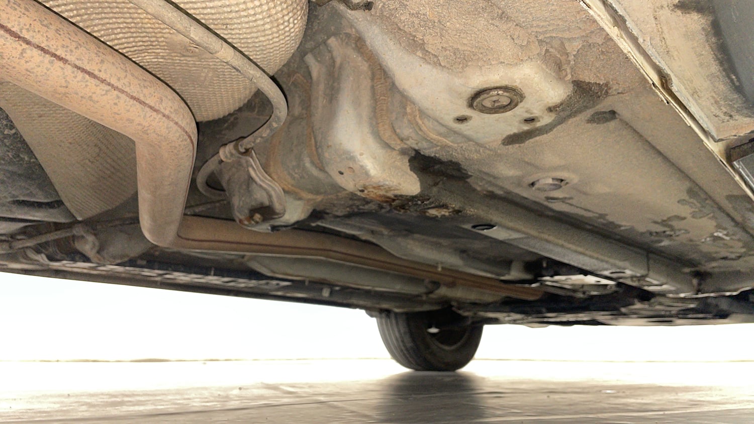 Used 2022 Hyundai Venue SX 1.5 CRDi Diesel Manual extra REAR RIGHT UNDERBODY VIEW