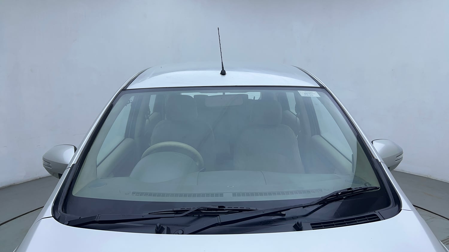 Used 2015 Maruti Suzuki Ertiga ZXi Petrol Manual exterior FRONT WINDSHIELD VIEW
