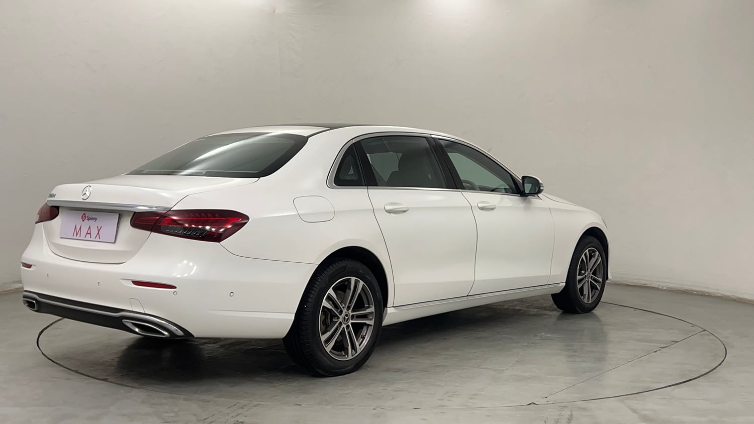 Used 2022 Mercedes-Benz E-Class E 220d Exclusive Diesel Automatic exterior RIGHT REAR CORNER VIEW