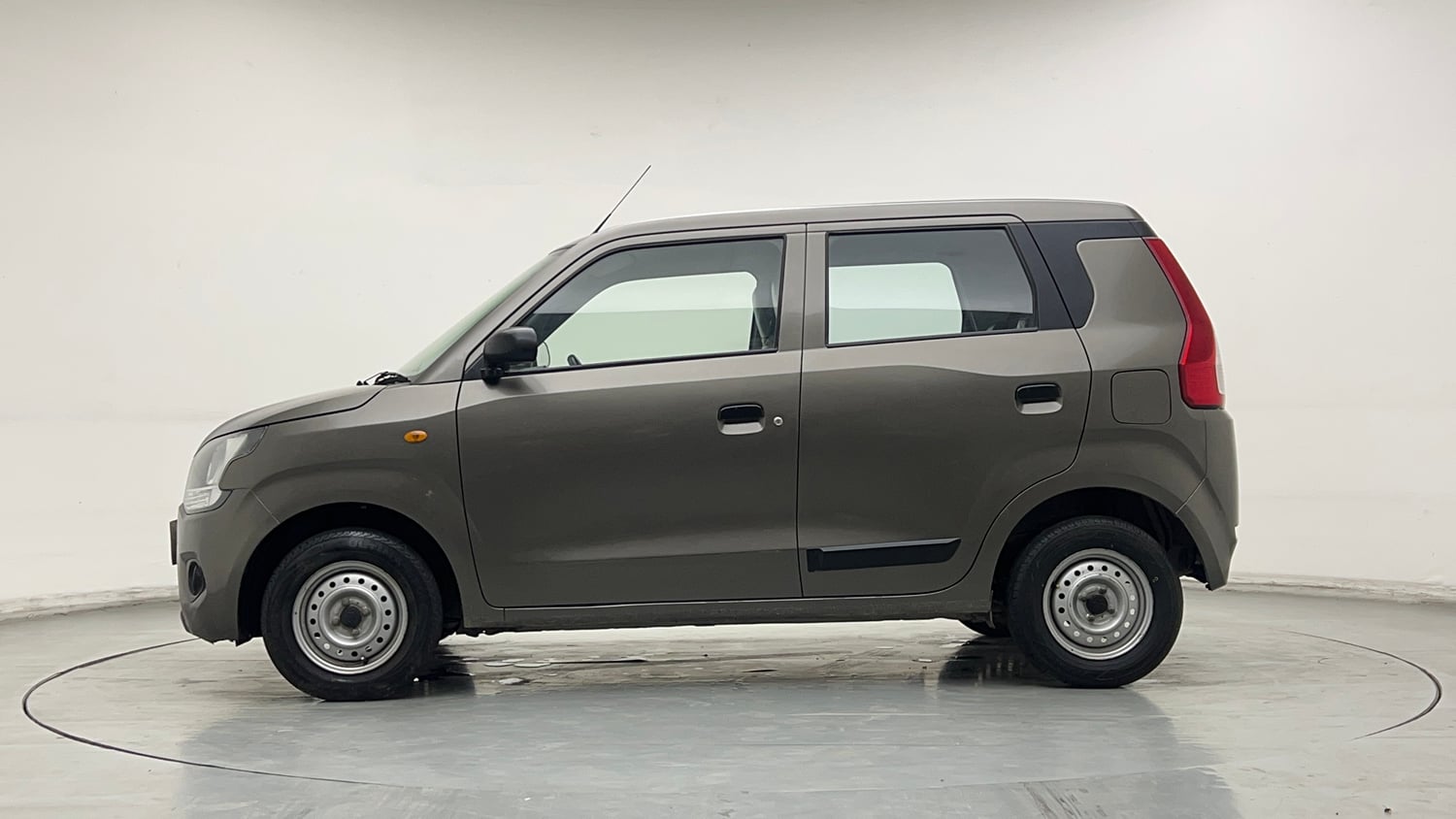 Used 2022 Maruti Suzuki Wagon R LXi (O) 1.0 CNG Cng Manual exterior LEFT SIDE VIEW