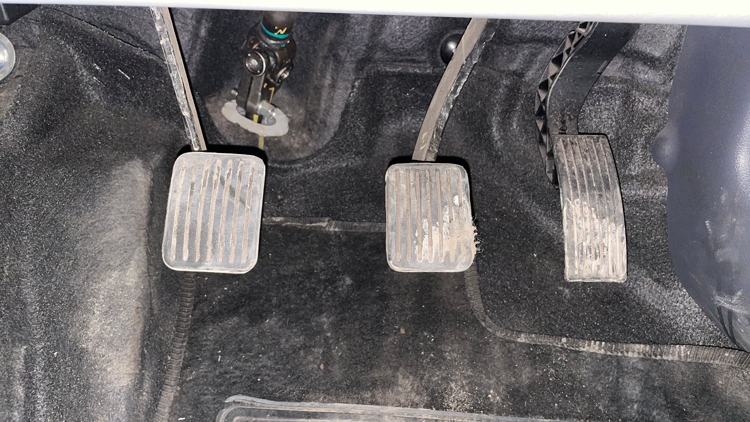 Used 2022 Hyundai Grand i10 Nios Magna 1.2 Kappa VTVT Petrol Manual interior PEDALS VIEW
