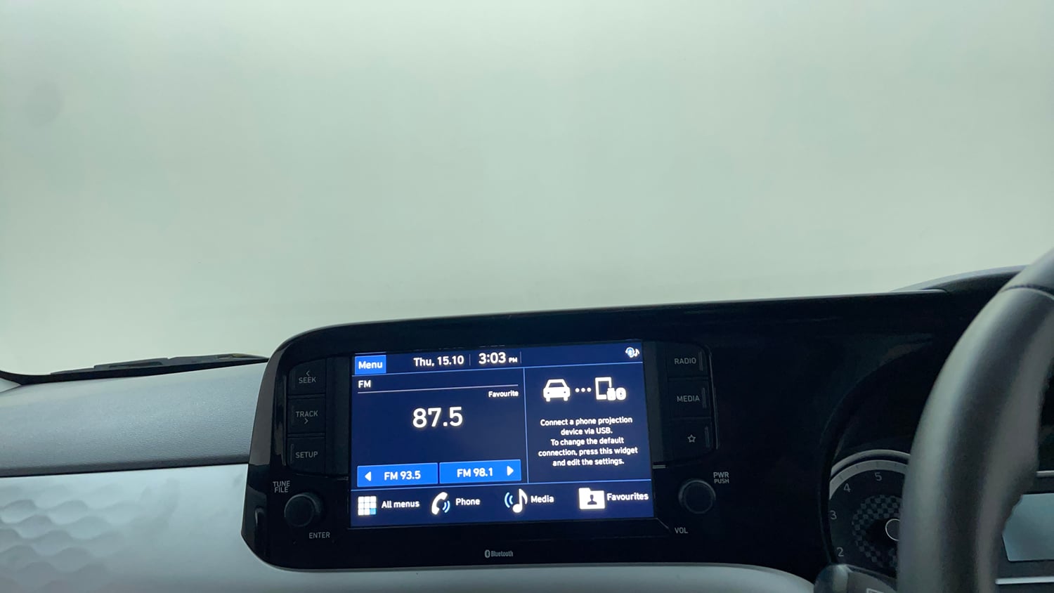 Used 2022 Hyundai Grand i10 Nios Asta AMT 1.2 Kappa VTVT Petrol Automatic top_features Integrated (in-dash) music system